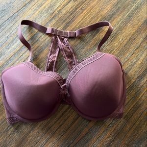 Plum Auden Bra. 36DD. Front clasp. Lace detail.